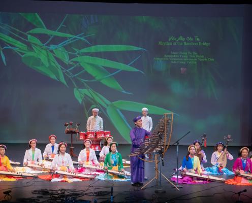 Huong Viet performance on stage Vietnamese traditional clothing and musical instruments