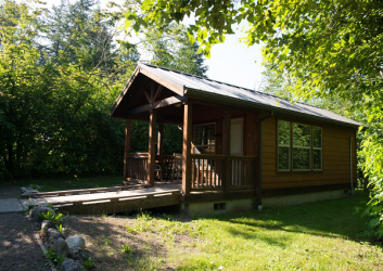 Wallace Falls Cabin Exterior