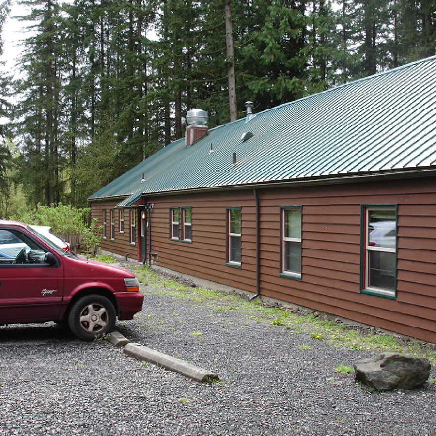 Lewis & Clark Lodge Rear Exterior