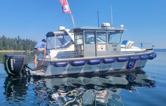 mobile pumpout boat in Pierce County